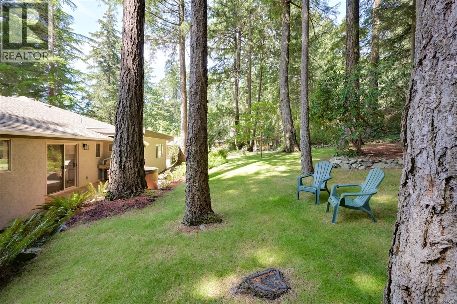 978 Fir Tree Glen, Saanich, British Columbia  V8X 5B7 - Photo 81 - 1047265