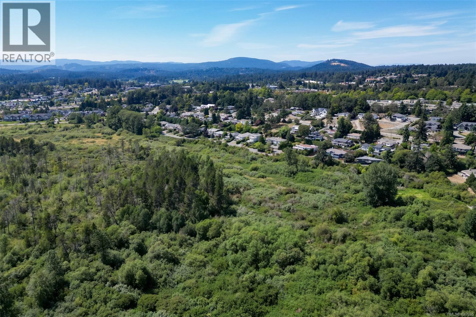 978 Fir Tree Glen, Saanich, British Columbia  V8X 5B7 - Photo 96 - 1047265