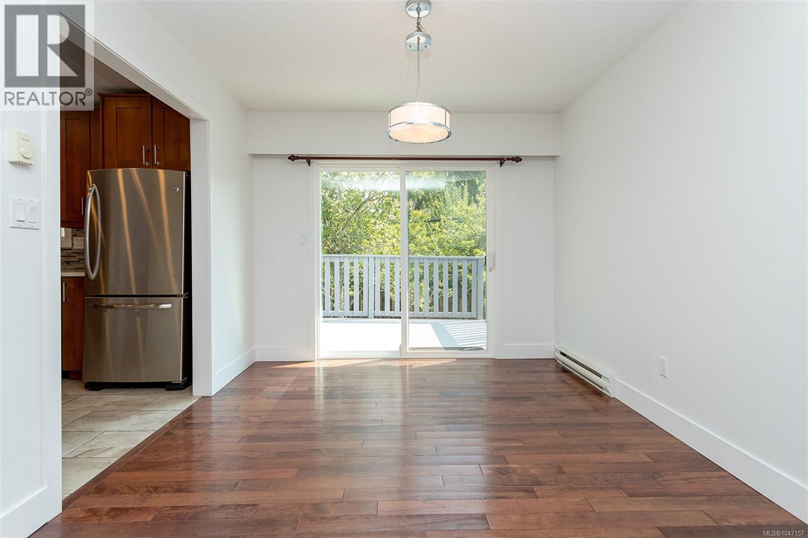 1822 Fairhurst Ave, Saanich, British Columbia  V8N 1P4 - Photo 10 - 1047157