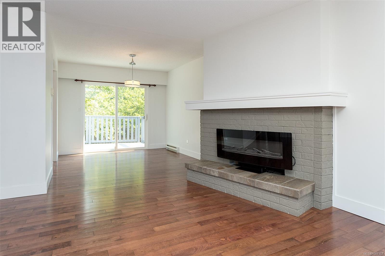 1822 Fairhurst Ave, Saanich, British Columbia  V8N 1P4 - Photo 8 - 1047157