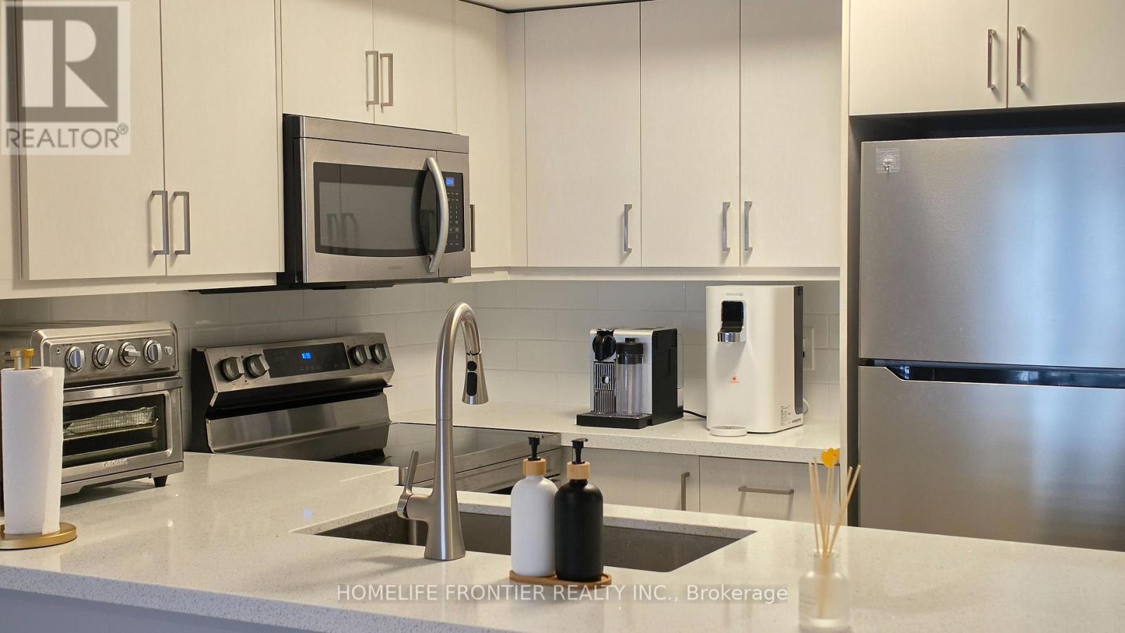 1116 - 15 Northtown Way, Toronto, Ontario  M2N 7A2 - Photo 3 - C13689118