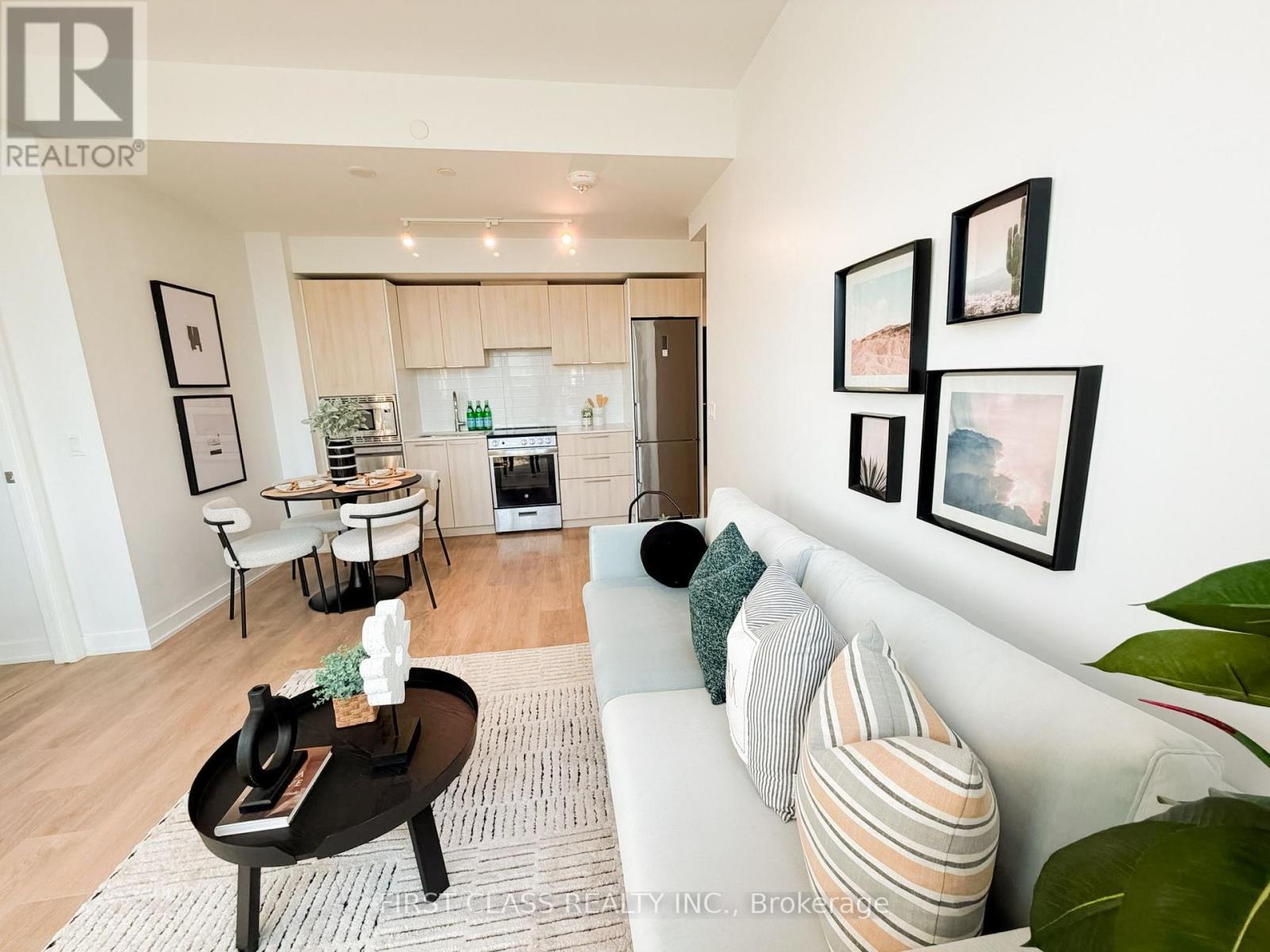 2805 - 501 Yonge Street, Toronto, Ontario  M4Y 0G8 - Photo 3 - C13689196