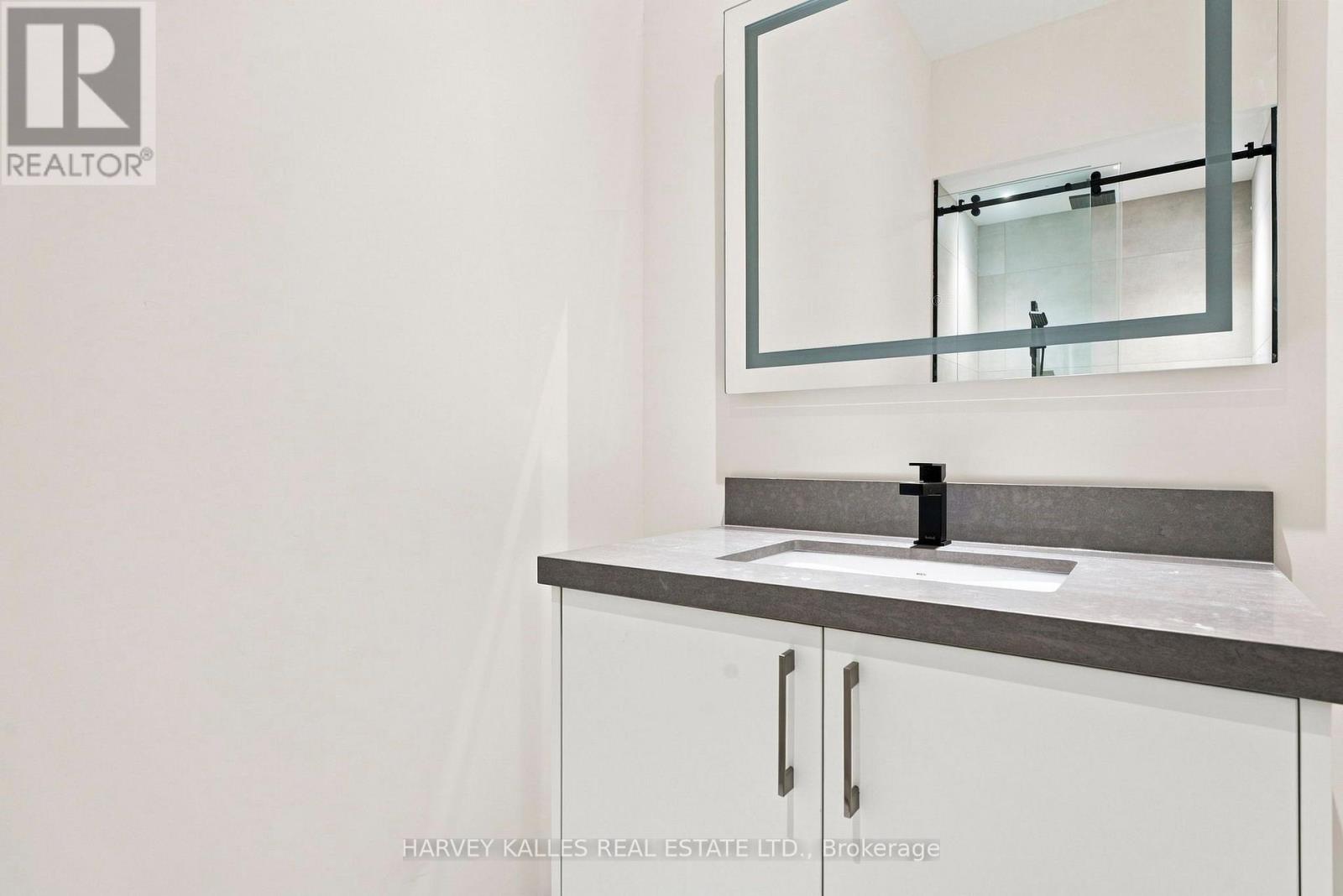 106 Heath Street W, Toronto, Ontario  M4V 1T6 - Photo 45 - C13689200
