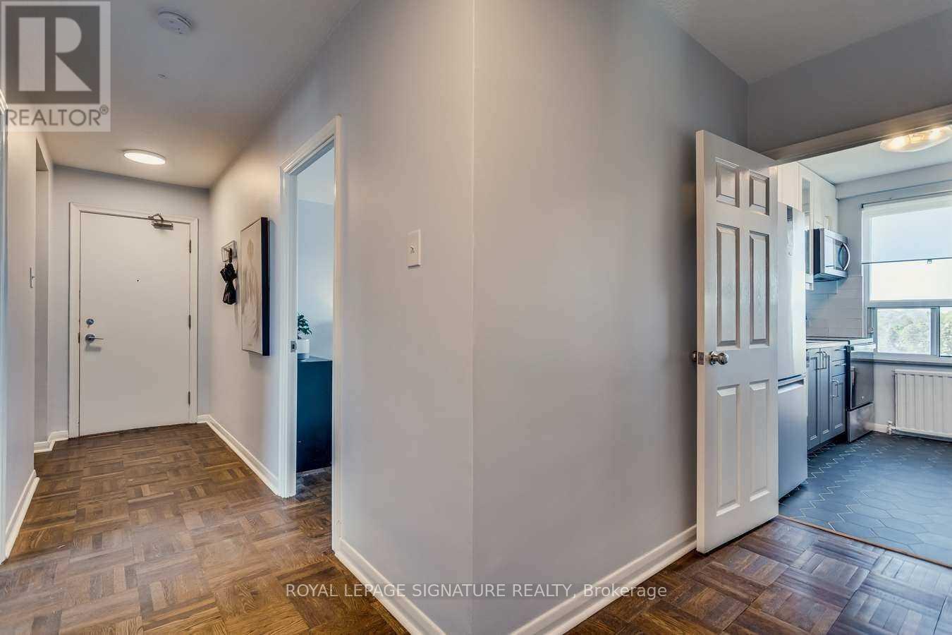 612 - 660 Eglinton Avenue W, Toronto, Ontario  M5N 1C3 - Photo 4 - C13689294