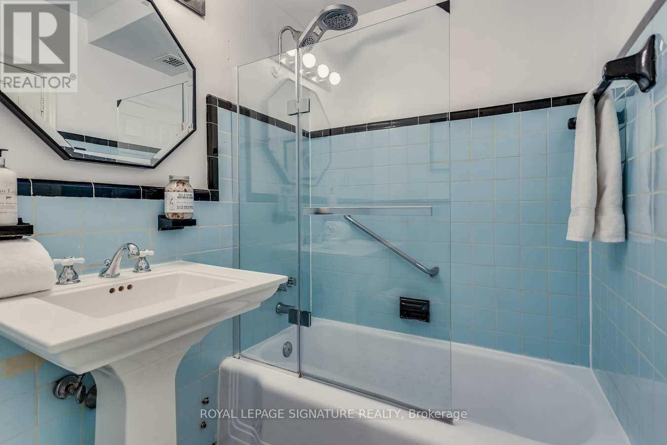 612 - 660 Eglinton Avenue W, Toronto, Ontario  M5N 1C3 - Photo 7 - C13689294
