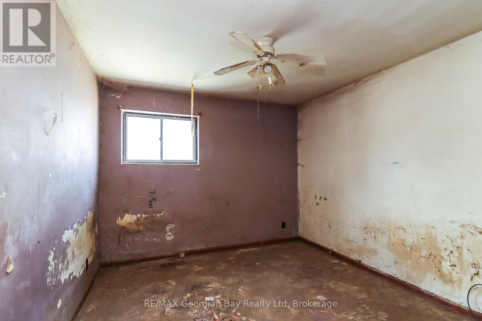 382 Yonge Street, Midland, Ontario  L4R 2B6 - Photo 9 - S13689202