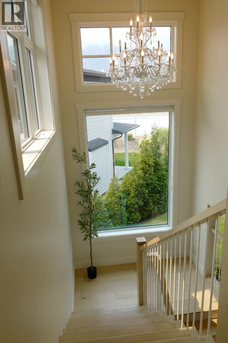 1907 Hemmerling Court, Kelowna, British Columbia  V1V 1X1 - Photo 37 - 10398014