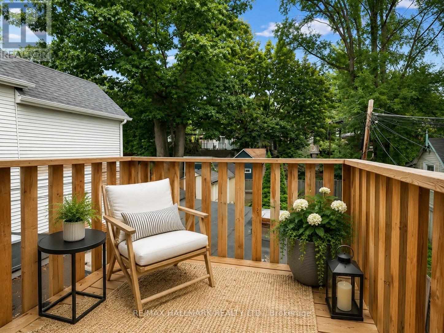 40 Corley Avenue, Toronto, Ontario  M4E 1T9 - Photo 23 - E13689122