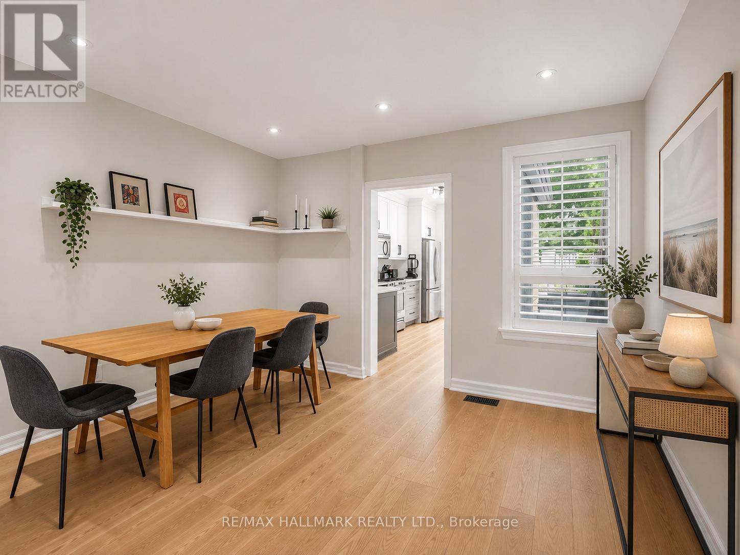 40 Corley Avenue, Toronto, Ontario  M4E 1T9 - Photo 6 - E13689122