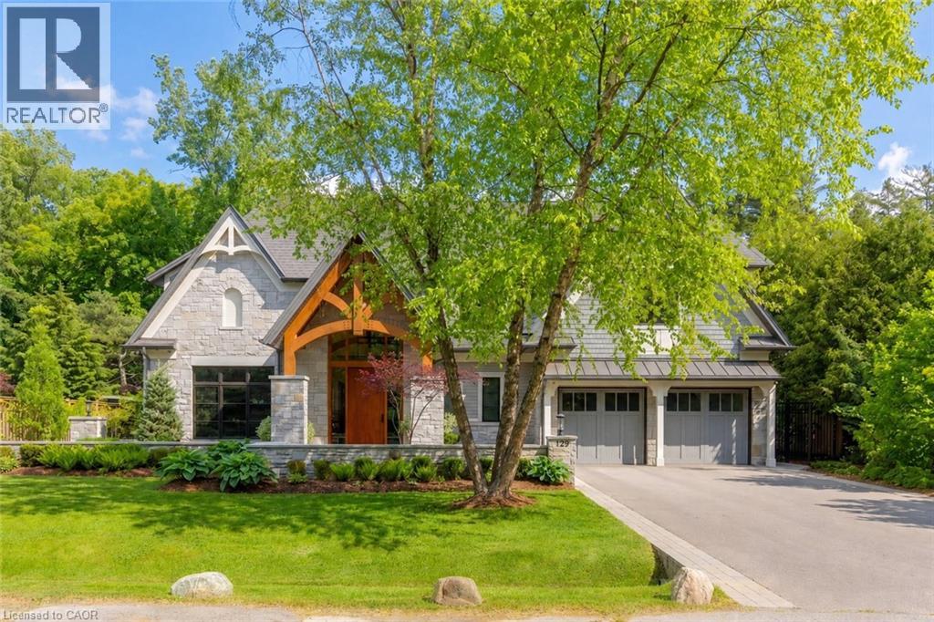129 WOLFDALE Avenue, Oakville, Ontario