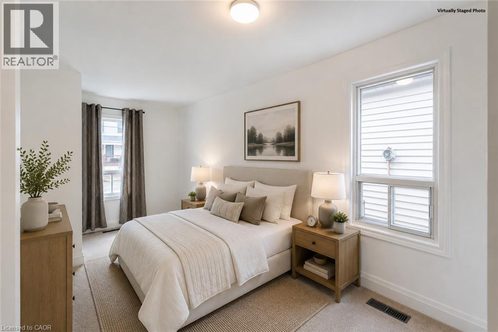92 East 24th Street, Hamilton, Ontario  L8V 2Y1 - Photo 4 - 40843667