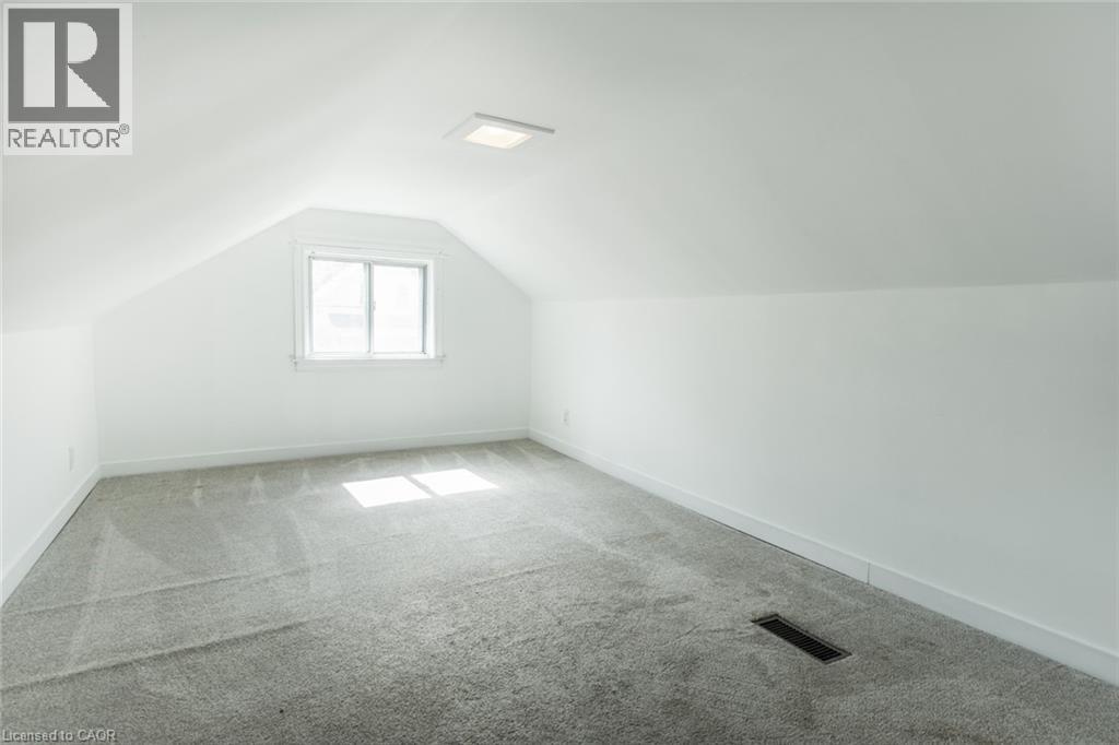 92 East 24th Street, Hamilton, Ontario  L8V 2Y1 - Photo 45 - 40843667