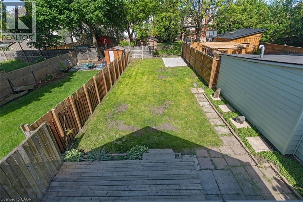 92 East 24th Street, Hamilton, Ontario  L8V 2Y1 - Photo 8 - 40843667