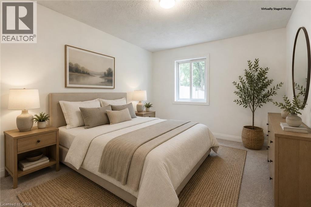 92 East 24th Street, Hamilton, Ontario  L8V 2Y1 - Photo 5 - 40843667