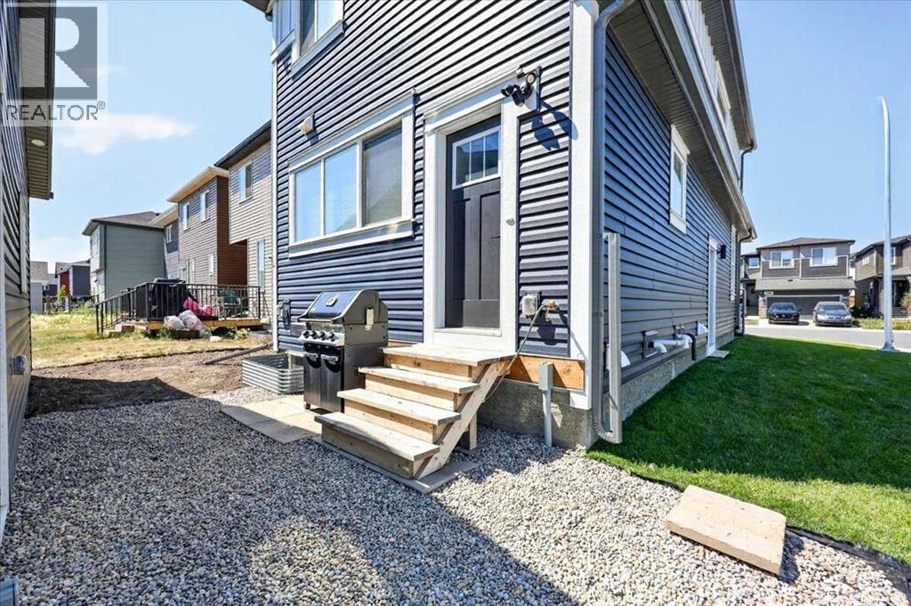 40 Amblefield View NW, Calgary, Alberta  T3P 2B9 - Photo 31 - A2333810