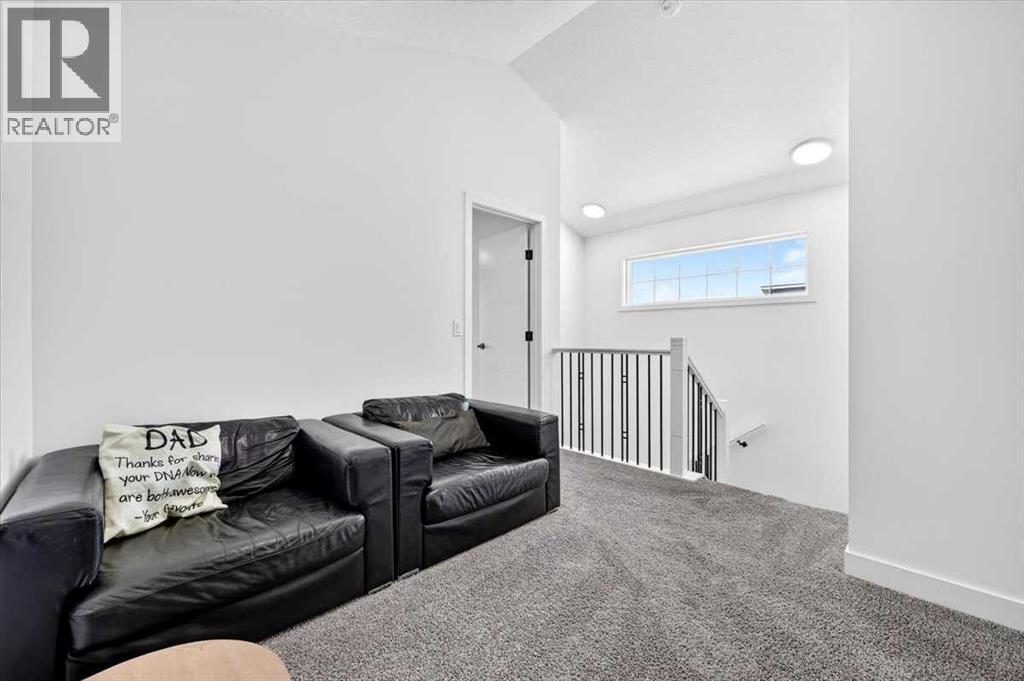 40 Amblefield View NW, Calgary, Alberta  T3P 2B9 - Photo 18 - A2333810