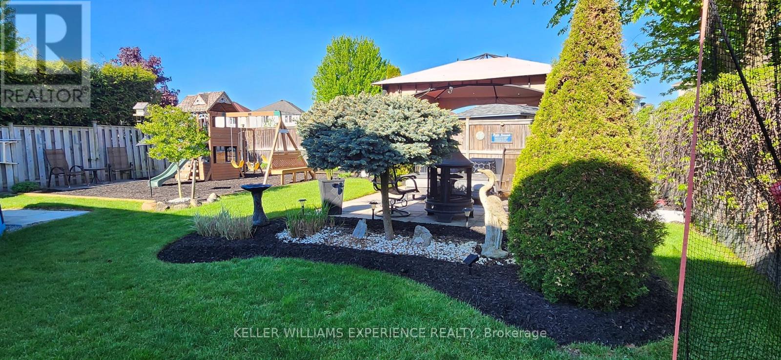 39 Stonemount Crescent, Essa, Ontario  L3W 0C5 - Photo 35 - N13689136