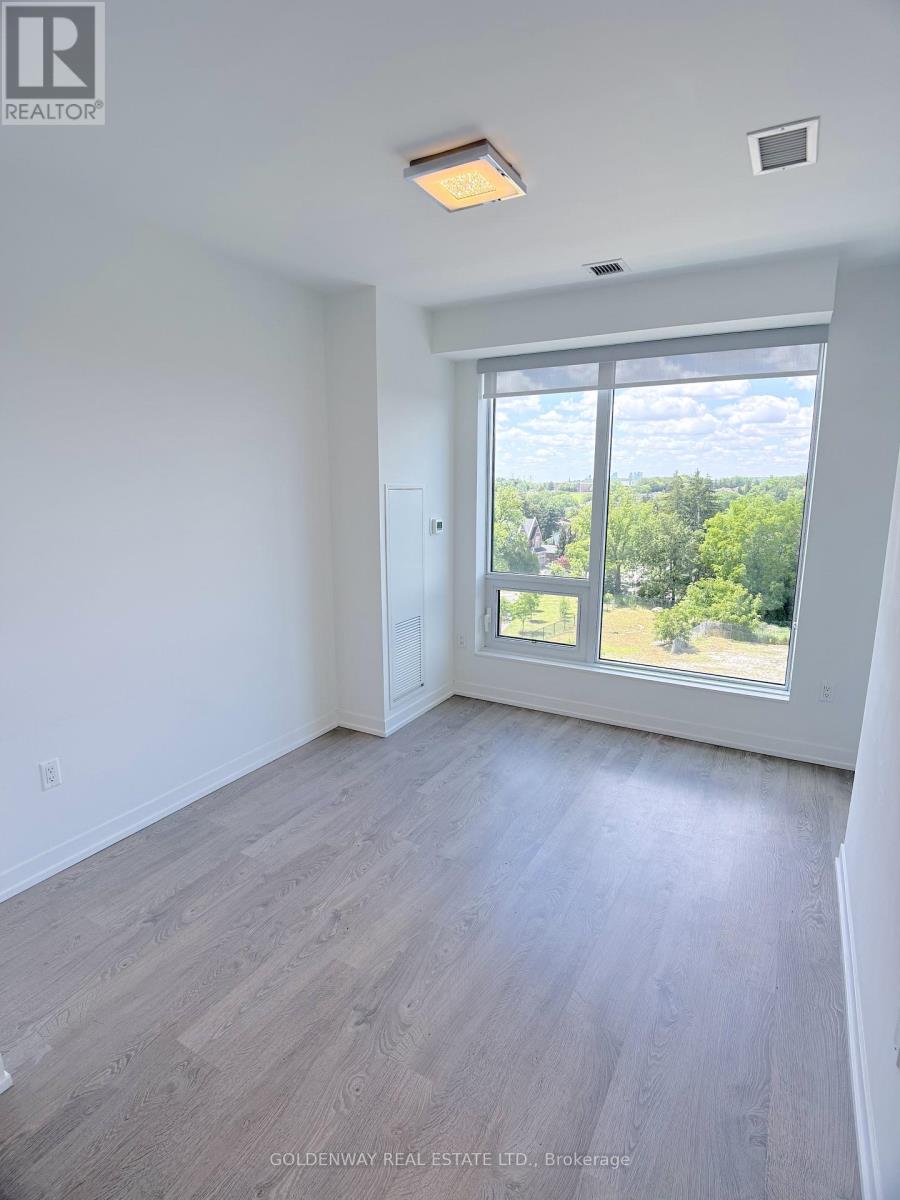 601w - 3 Rosewater Street, Richmond Hill (South Richvale), Ontario  L4C 5T6 - Photo 3 - N13689172