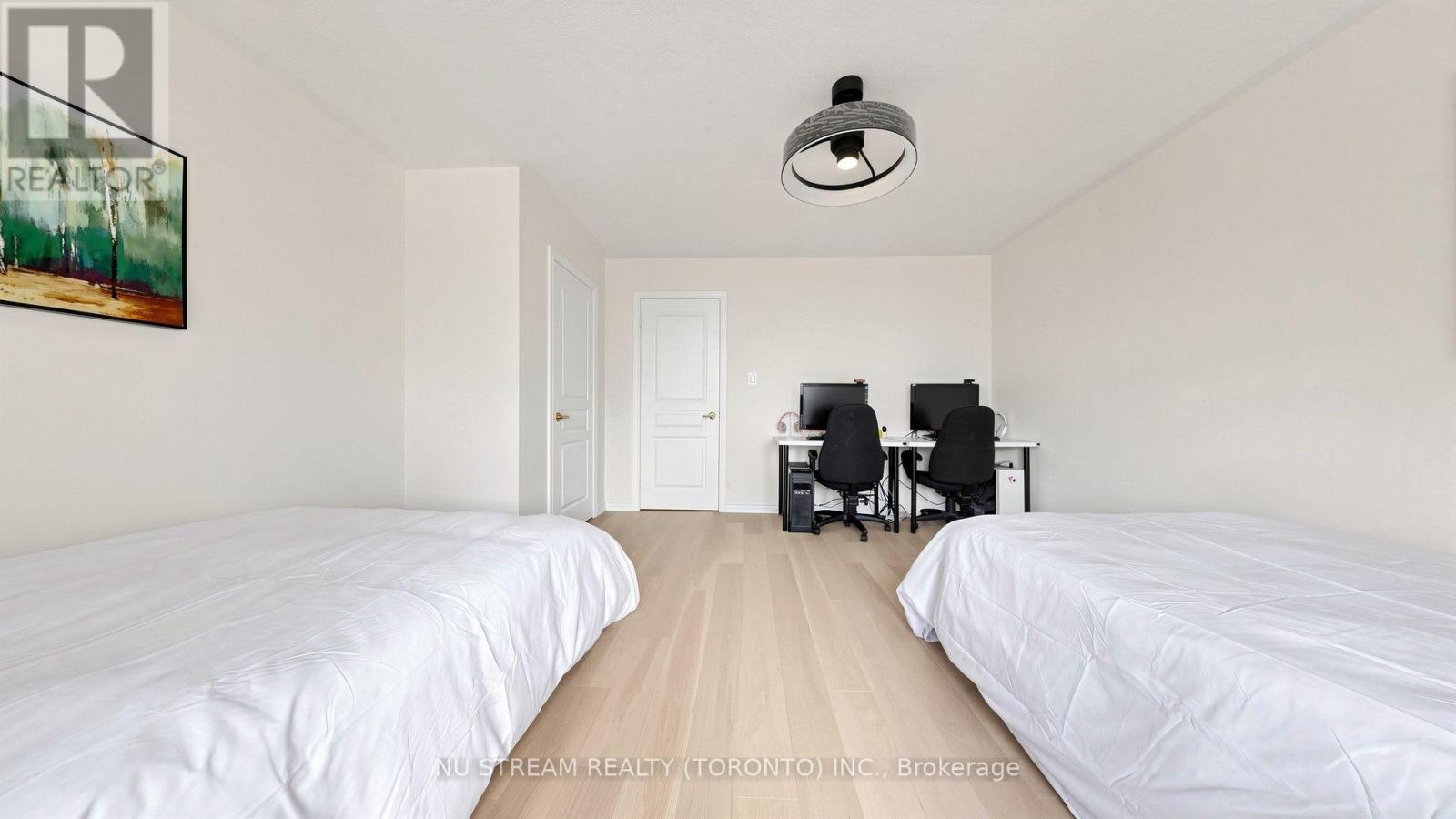 16 Radmore Place, Markham, Ontario  L6B 0G7 - Photo 37 - N13689272