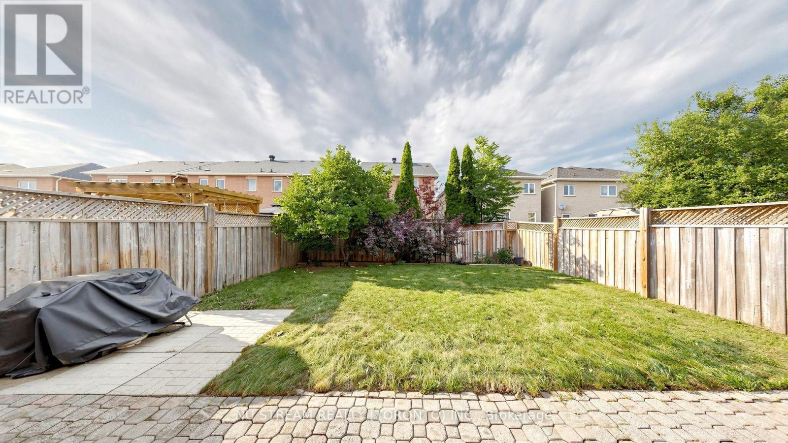 16 Radmore Place, Markham, Ontario  L6B 0G7 - Photo 46 - N13689272