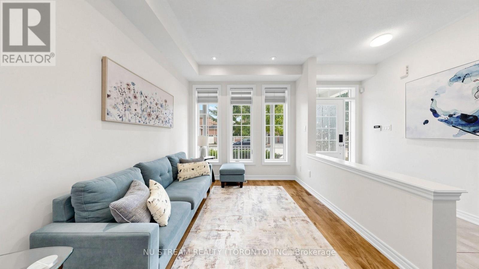 16 Radmore Place, Markham, Ontario  L6B 0G7 - Photo 8 - N13689272