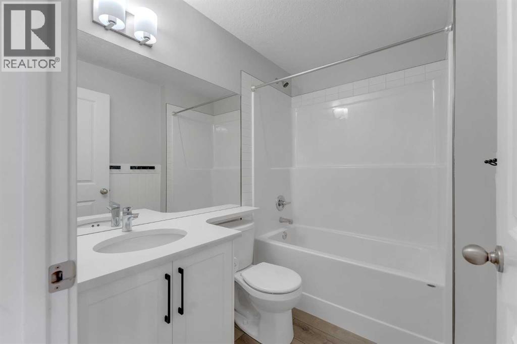 284 Canals Crossing SW, Airdrie, Alberta  T4B 4L3 - Photo 23 - A2335208