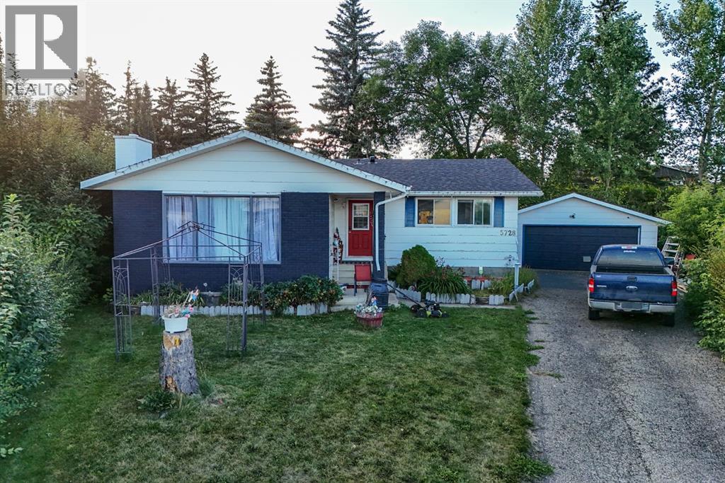 5728 51 Avenue, Ponoka, Alberta  T4J 1K5 - Photo 5 - A2335542