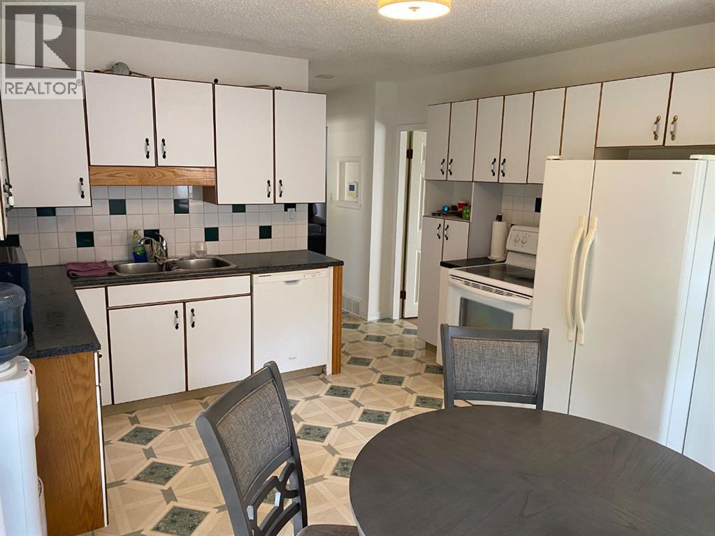 5026 47 Street, Daysland, Alberta  T0B 1A0 - Photo 14 - A2338193