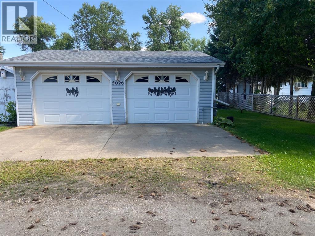 5026 47 Street, Daysland, Alberta  T0B 1A0 - Photo 4 - A2338193