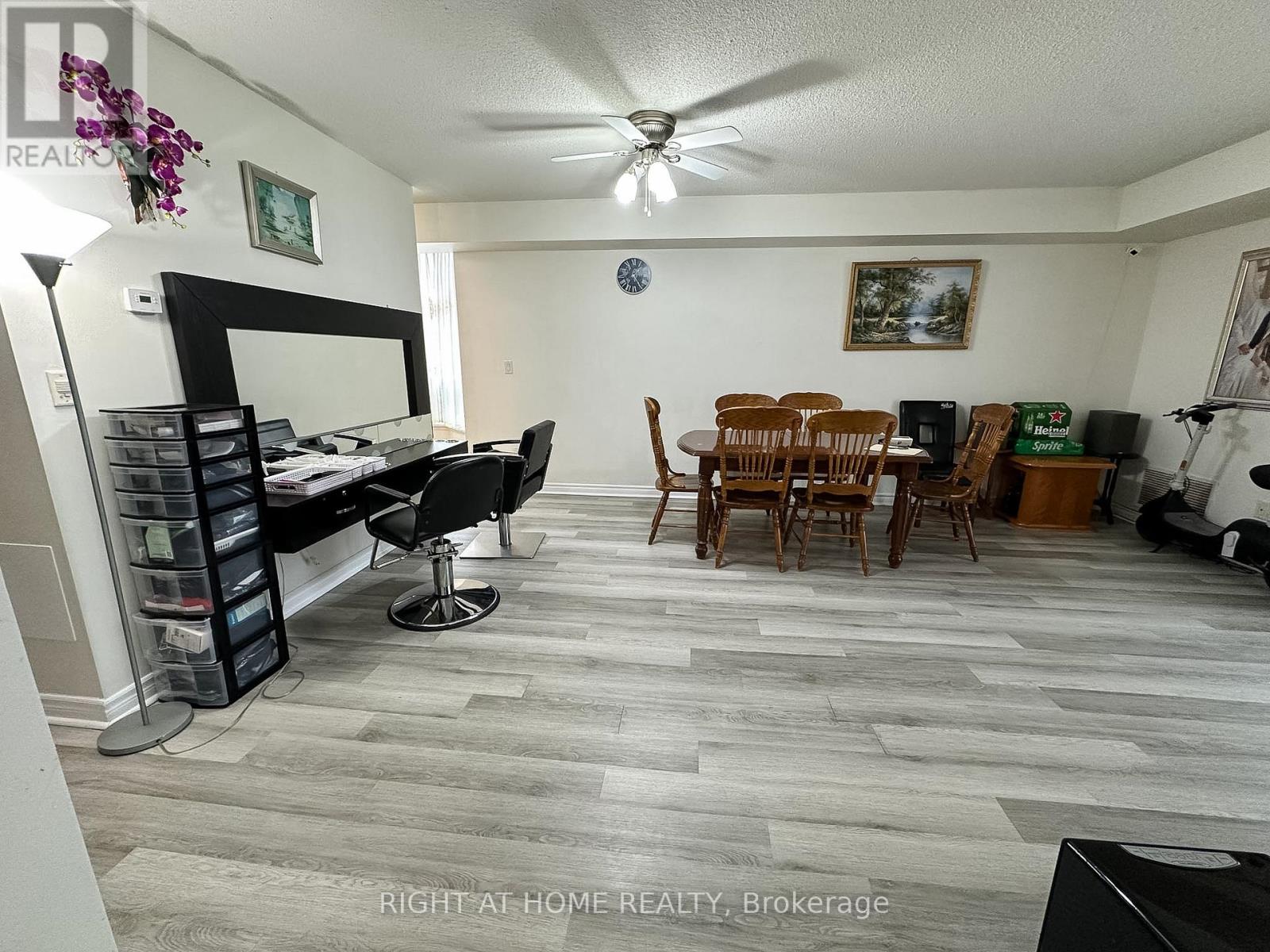 702 - 2088 Lawrence Avenue W, Toronto, Ontario  M9N 3Z9 - Photo 12 - W13413558