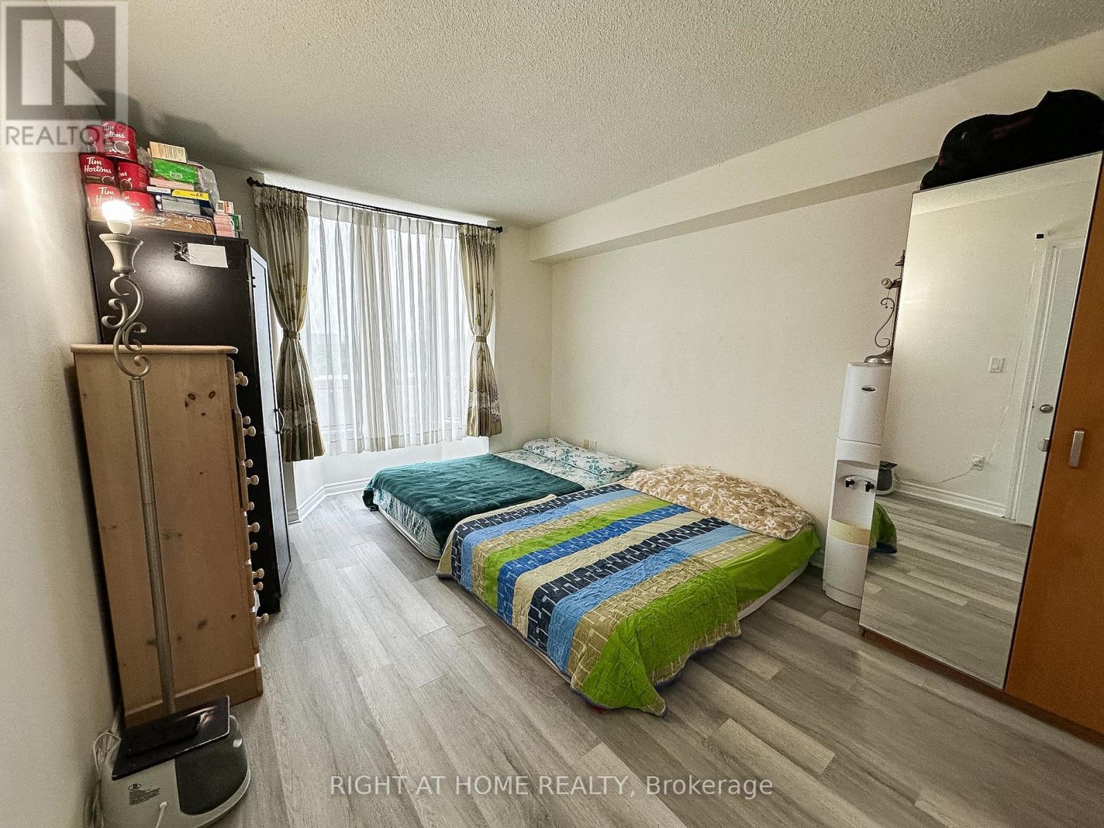702 - 2088 Lawrence Avenue W, Toronto, Ontario  M9N 3Z9 - Photo 14 - W13413558