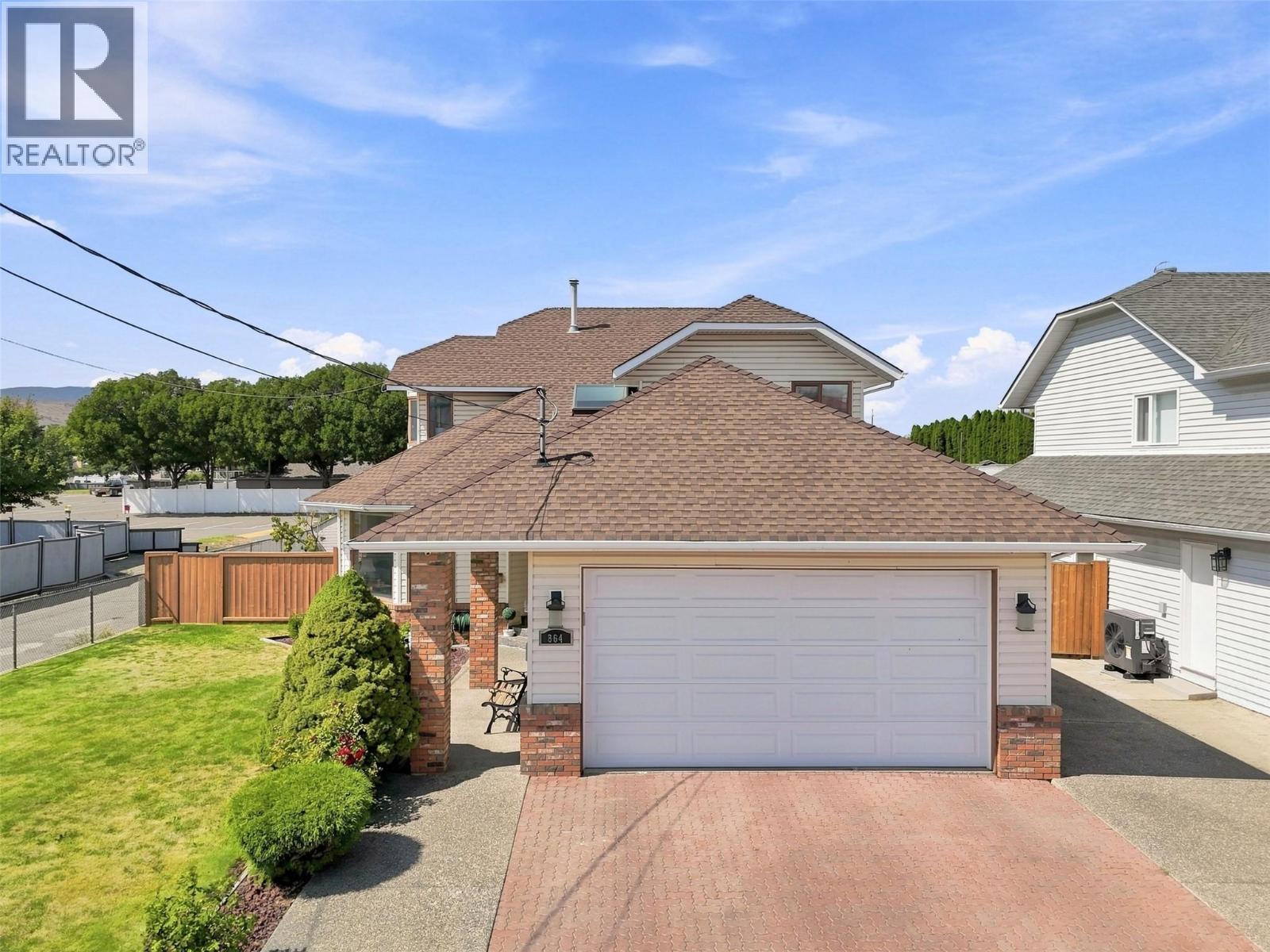 864 Nicolani Drive, Kamloops, British Columbia  V2B 5B3 - Photo 2 - 10397733