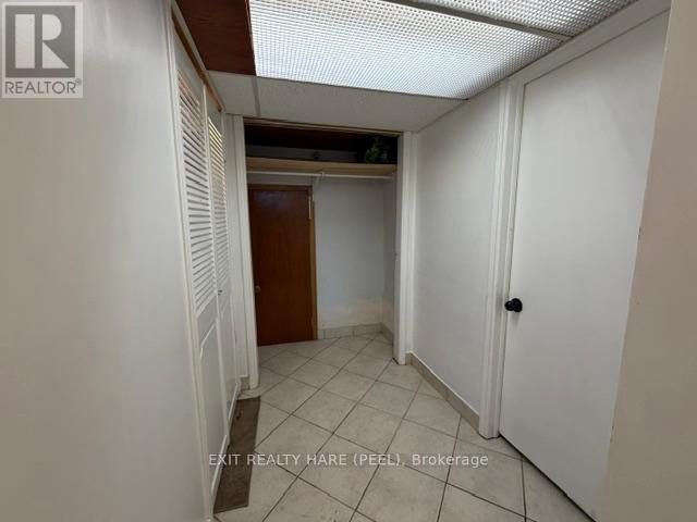 91 Burbank Crescent, Orangeville, Ontario  L9W 3E6 - Photo 5 - W13487548
