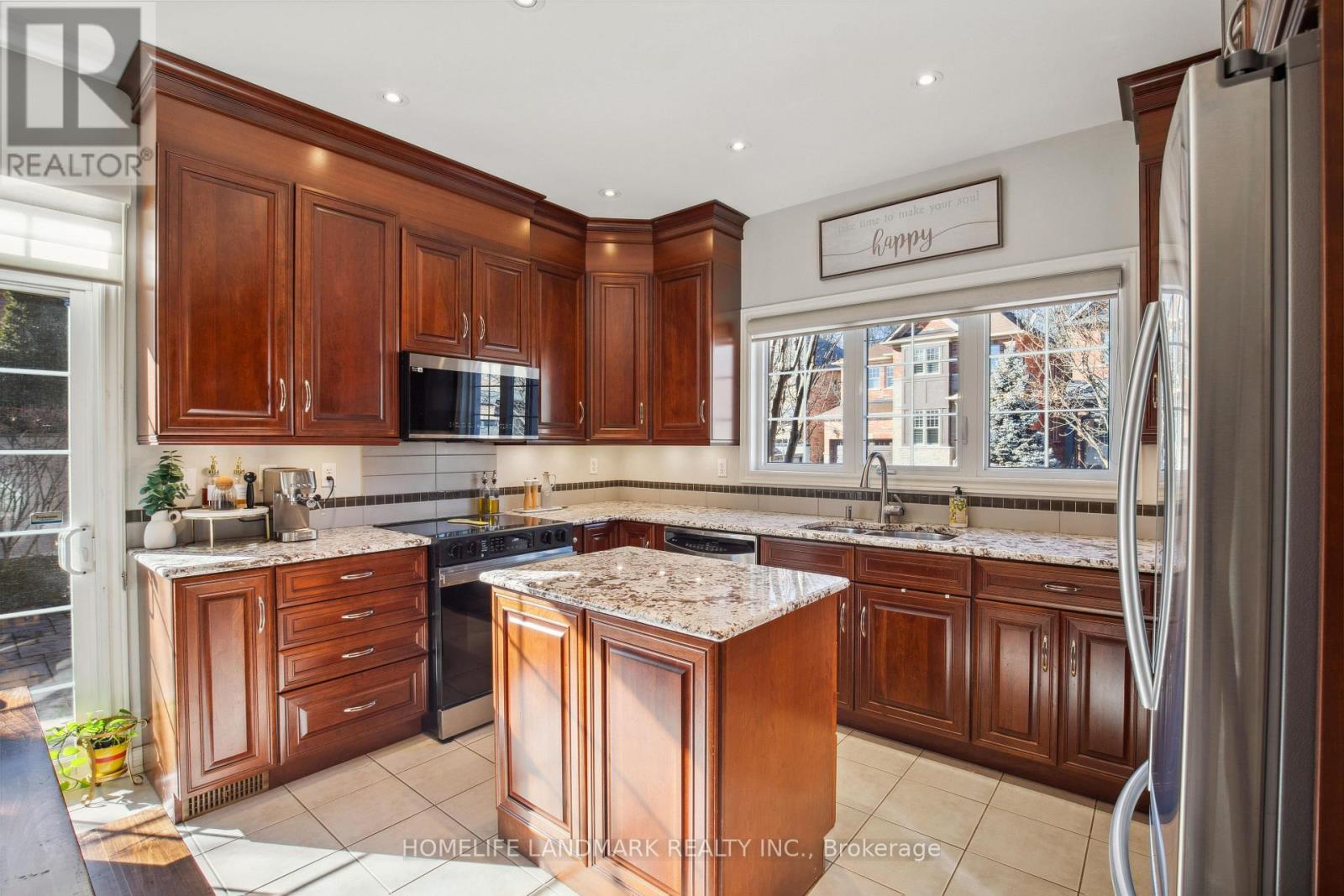 197 Quinlan Court, Milton, Ontario  L9T 7A2 - Photo 9 - W13685004