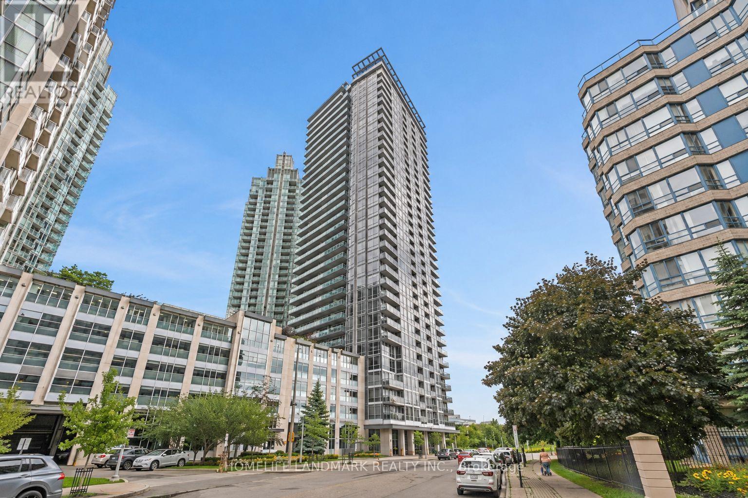 607 - 223 Webb Drive, Mississauga, Ontario  L5B 0E8 - Photo 1 - W13685266