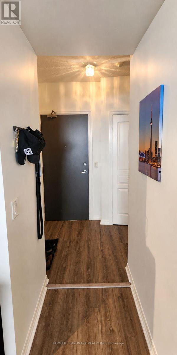 607 - 223 Webb Drive, Mississauga, Ontario  L5B 0E8 - Photo 9 - W13685266