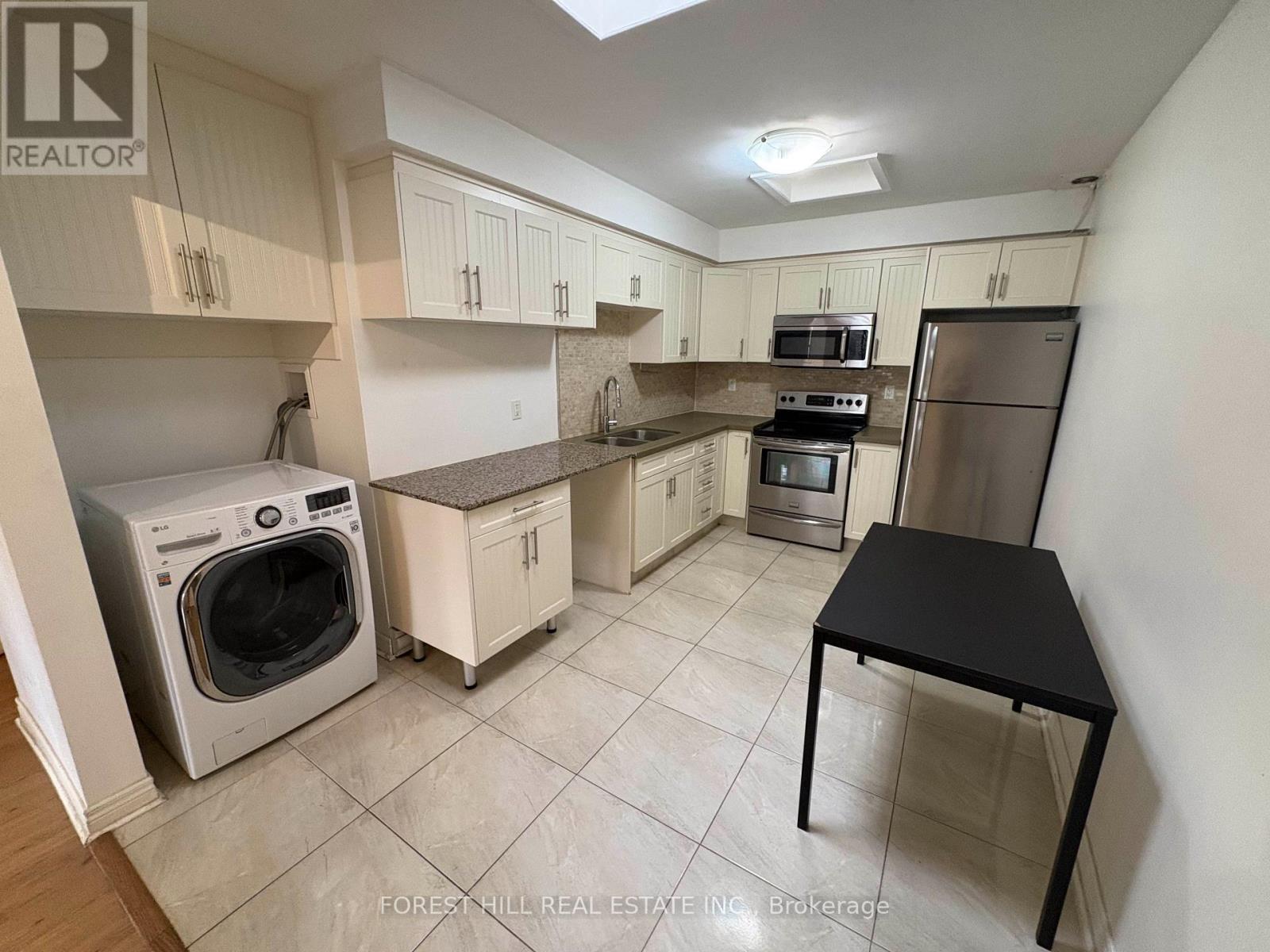 1 - 341 Lakeshore Road E, Oakville, Ontario  L6J 1J4 - Photo 5 - W13689214