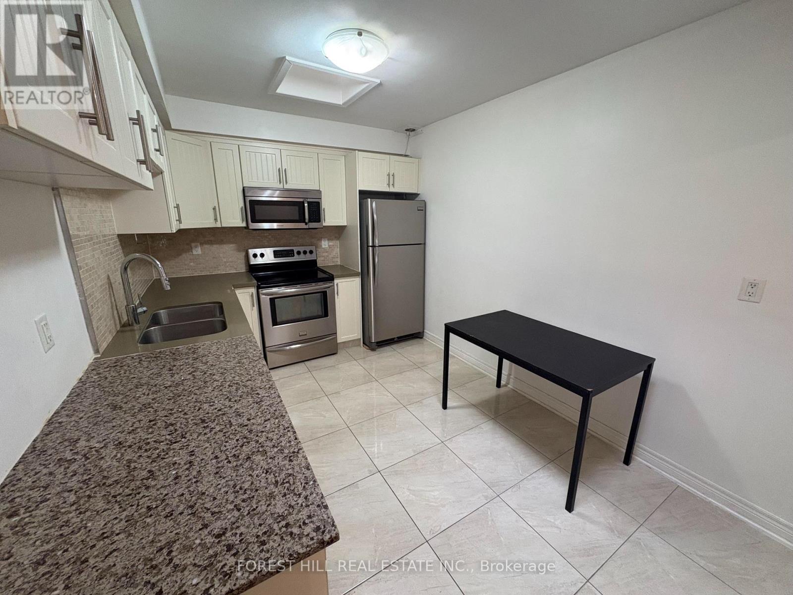 1 - 341 Lakeshore Road E, Oakville, Ontario  L6J 1J4 - Photo 7 - W13689214