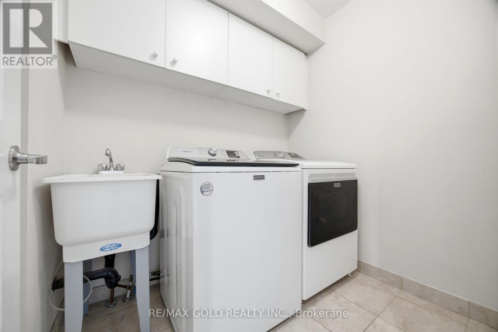 71 Cormier Heights, Toronto, Ontario  M8Z 0B6 - Photo 37 - W13689226