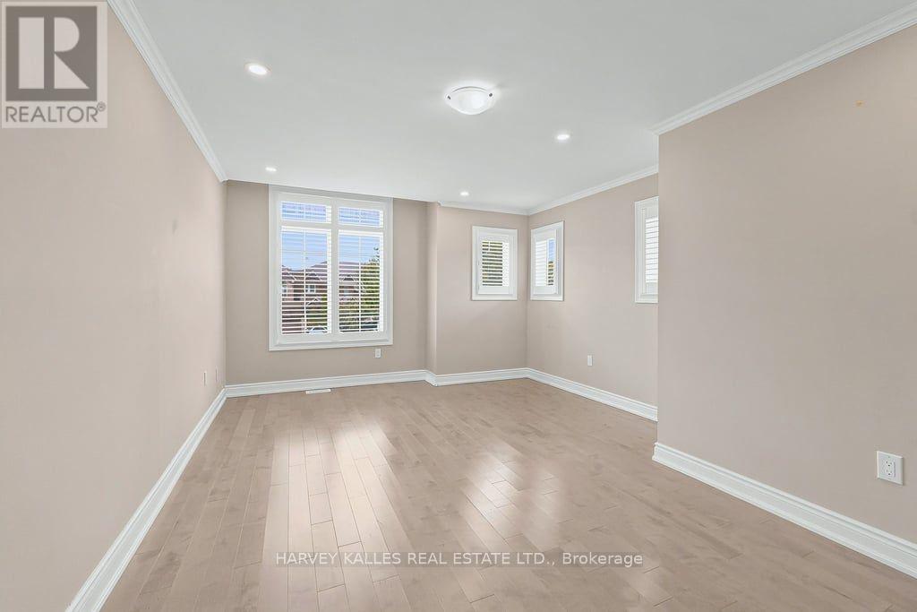 2033 Redstone Crescent, Oakville, Ontario  L6M 5B2 - Photo 18 - W13689230