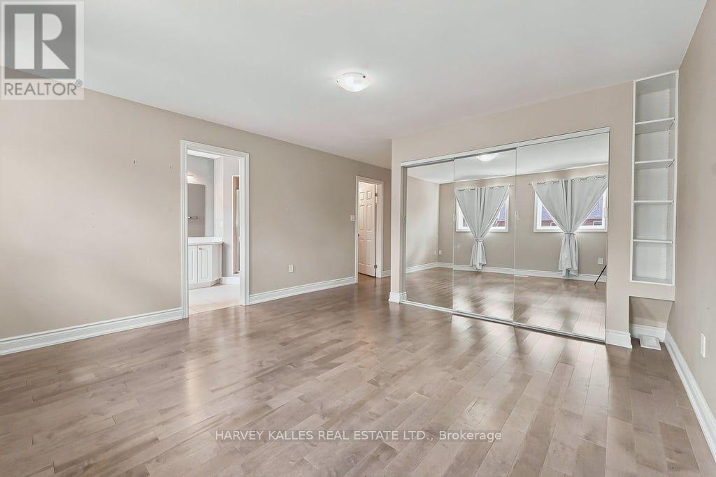 2033 Redstone Crescent, Oakville, Ontario  L6M 5B2 - Photo 26 - W13689230