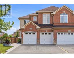 2033 REDSTONE CRESCENT, Oakville, Ontario
