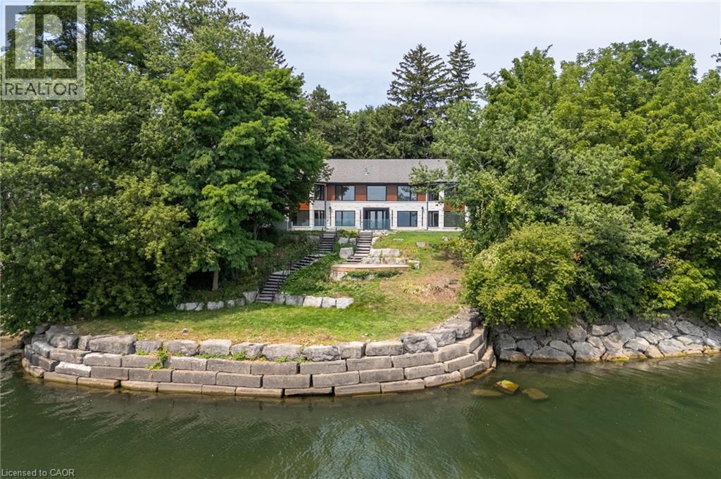100 APPLEBY Place, Burlington, Ontario