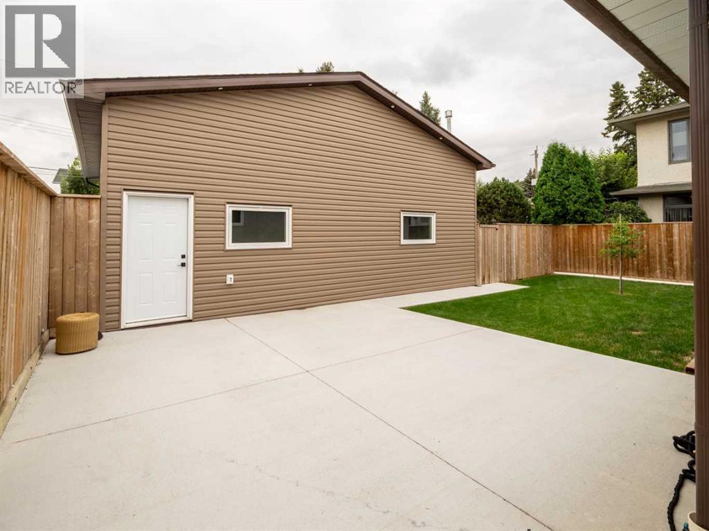 2110 19 Avenue S, Lethbridge, Alberta  T1K 1E6 - Photo 24 - A2338161