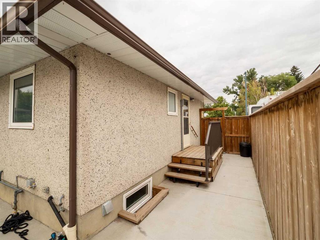 2110 19 Avenue S, Lethbridge, Alberta  T1K 1E6 - Photo 30 - A2338161