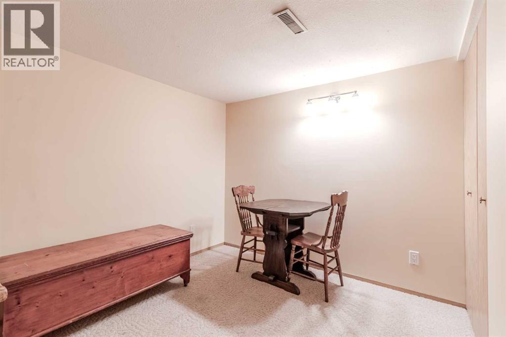 38, 2821 Botterill Crescent, Red Deer, Alberta  T4R 2E5 - Photo 27 - A2330010