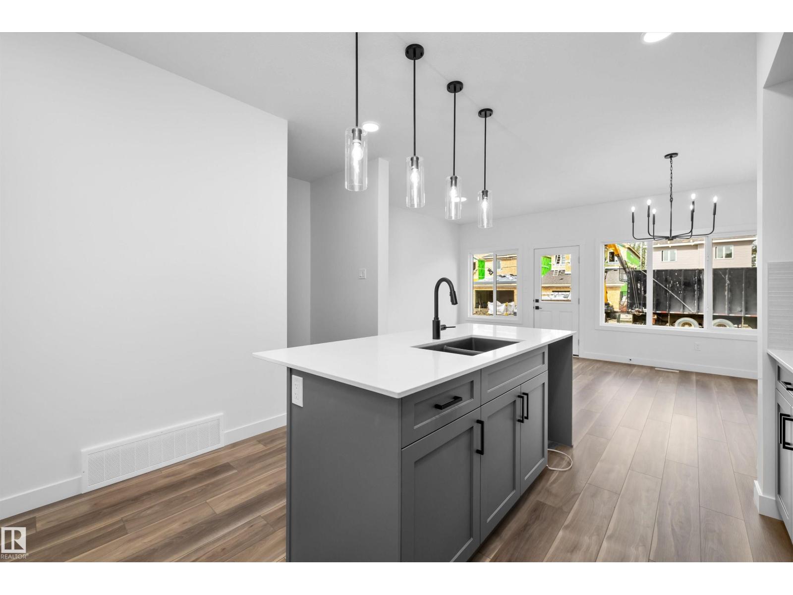 1613 210a St NW, Edmonton, Alberta  T6M 3E1 - Photo 11 - E4484211