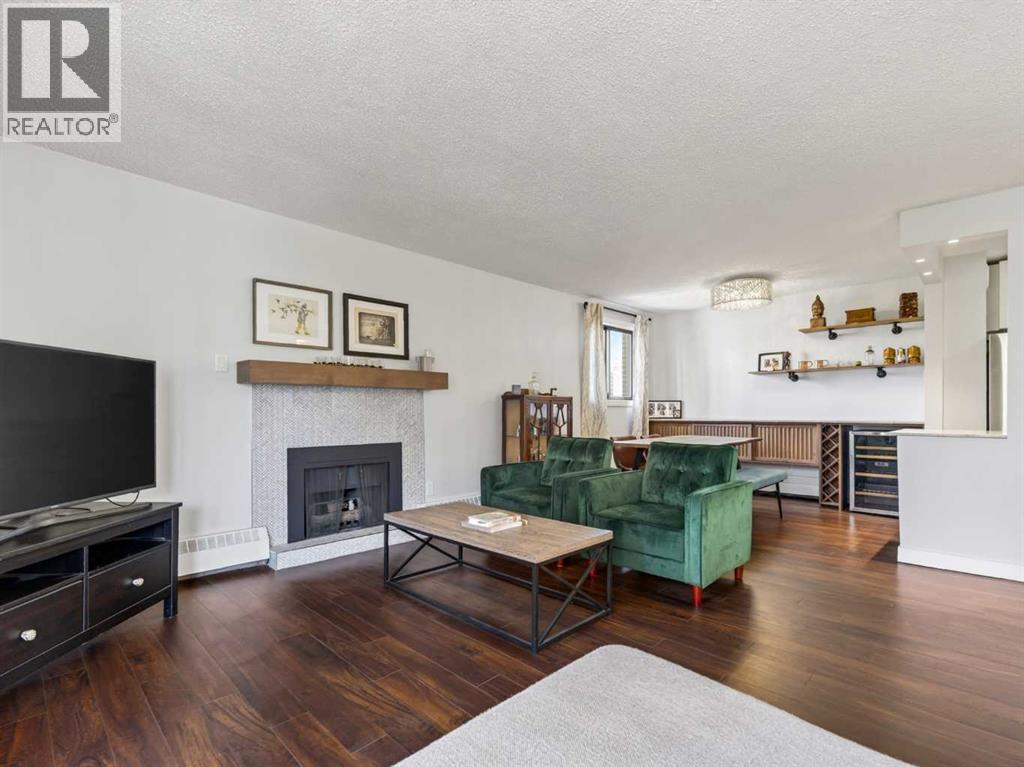 703, 537 14 Avenue SW, Calgary, Alberta T2R 0M7 - Photo 2 - A2338452