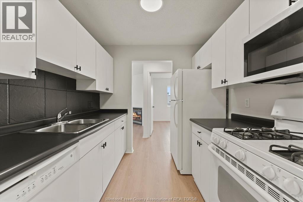 3160 Wildwood Unit# 217, Windsor, Ontario  N8R 2K8 - Photo 12 - 26020037