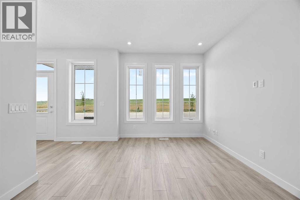 2112 152 Avenue NW, Calgary, Alberta  T3P 2Y8 - Photo 5 - A2319249